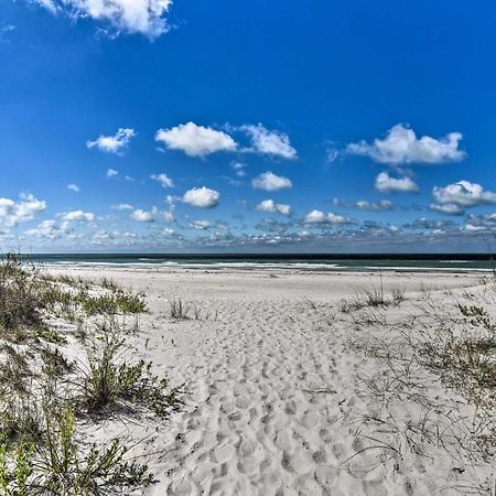 Sun-Soaked Coastal Hideaway - Steps To Beach! Clearwater Beach Dış mekan fotoğraf